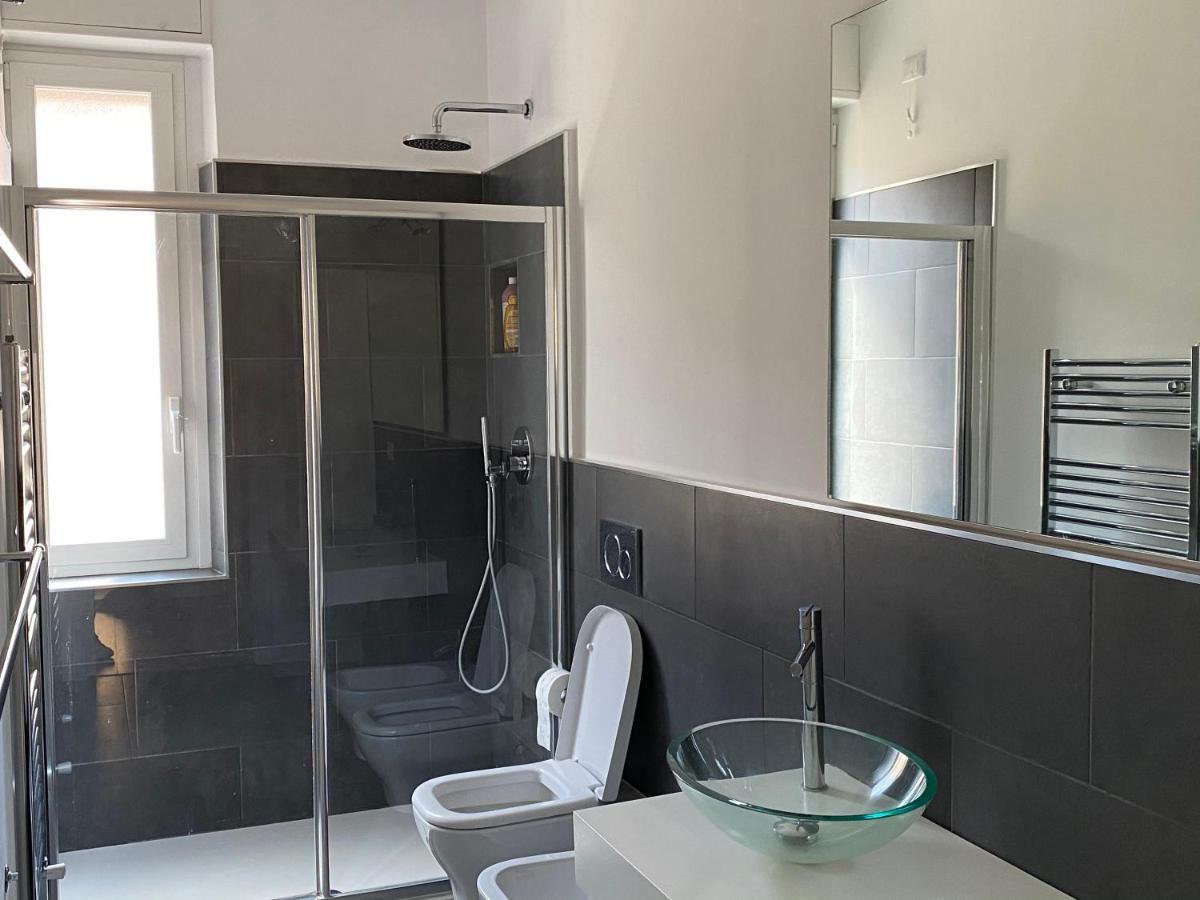 Bright & Spacious Apartment Near Navigli - Ponti Milano Eksteriør bilde