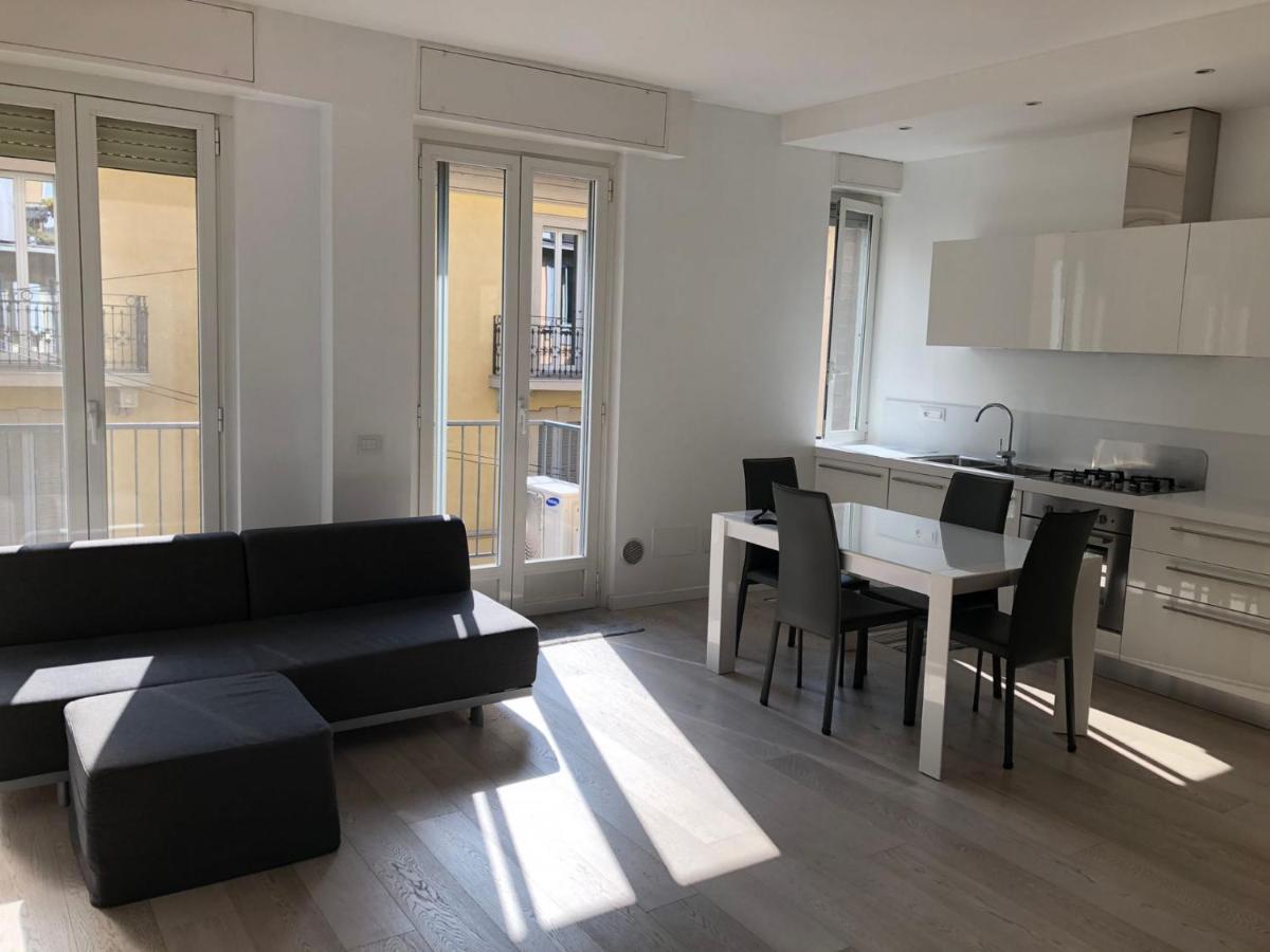Bright & Spacious Apartment Near Navigli - Ponti Milano Eksteriør bilde